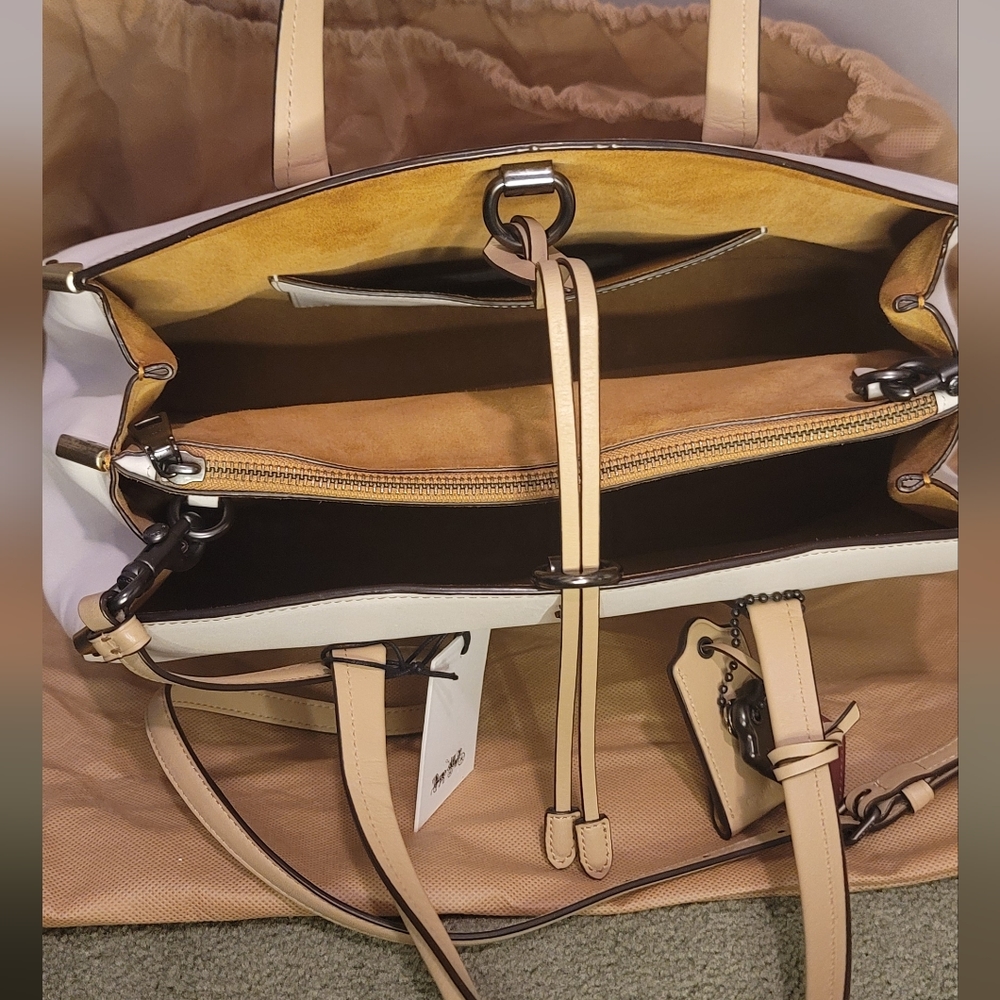 Coach Cooper Carryall In Colorblock With Rivets - Picture 5 of 16